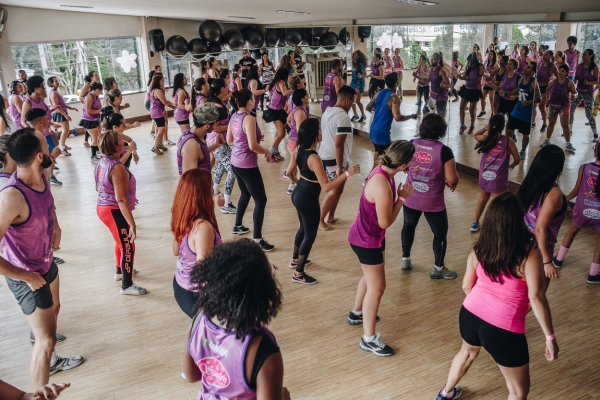 AULA ABERTA DE FITDANCE